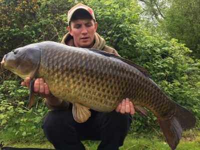 best uk carp fishing holidays - woodlakes park best uk carp fishing holidays - woodlakes park
